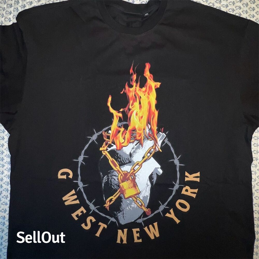 G WEST Chained Heart Black tee size 4XL Big & Tall